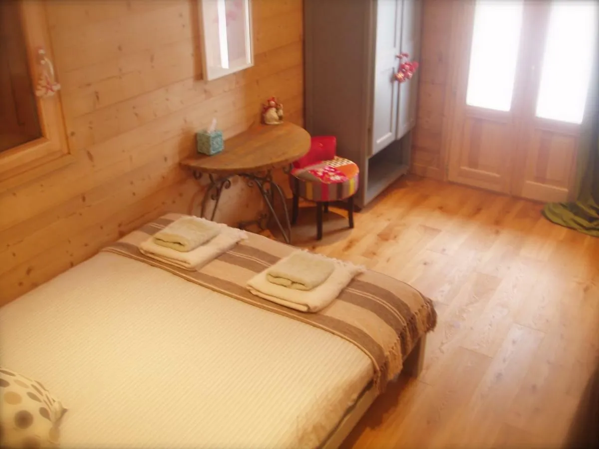 Chalet Rum Doodle Bed & Breakfast Pralognan-la-Vanoise 0*,